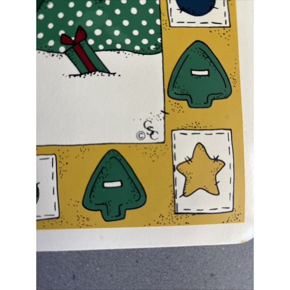 Lot of 4 Vintage CSC Vinyl Christmas Place Mats Santa Clause quilt style - Picture 5 of 6